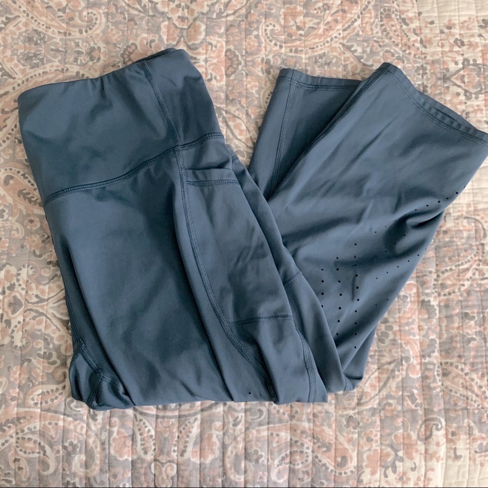 Champion Target Cropped Leggings